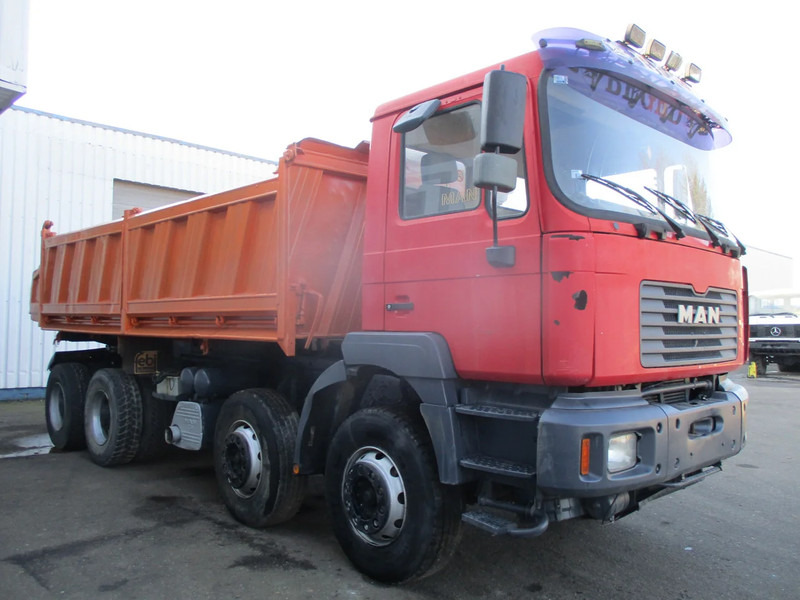 MAN 35.414 , 8x4 , ZF Manual , EURO 3 , 3 way tipper , Spring suspension - Sklápěč: obrázek 4 MAN 35.414 , 8x4 , ZF Manual , EURO 3 , 3 way tipper , Spring suspension - Sklápěč: obrázek 4