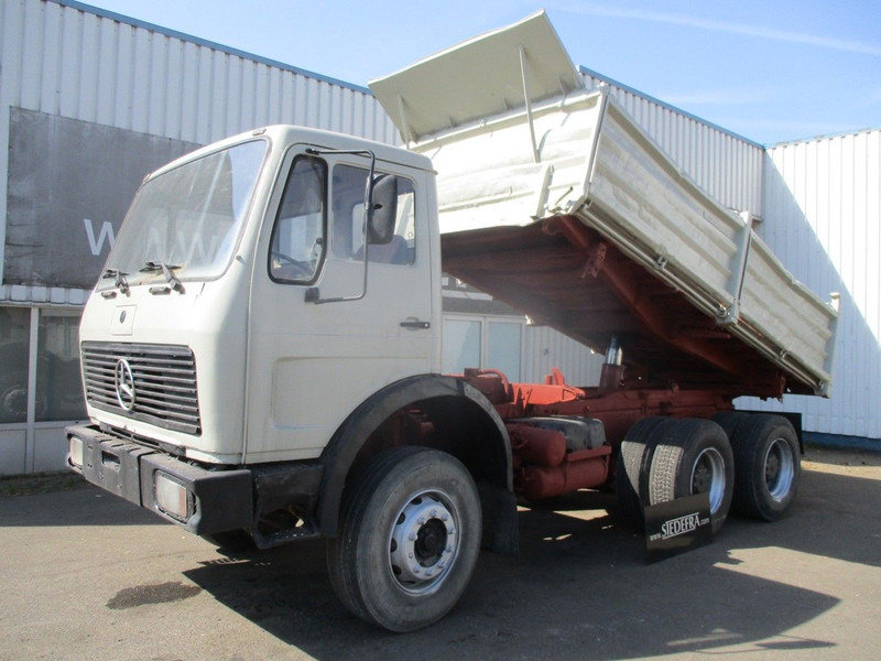 Mercedes-Benz 2633, V8 , ZF Manual , 6x4 , 3 Way tipper , Spring suspension - Sklápěč: obrázek 1 Mercedes-Benz 2633, V8 , ZF Manual , 6x4 , 3 Way tipper , Spring suspension - Sklápěč: obrázek 1