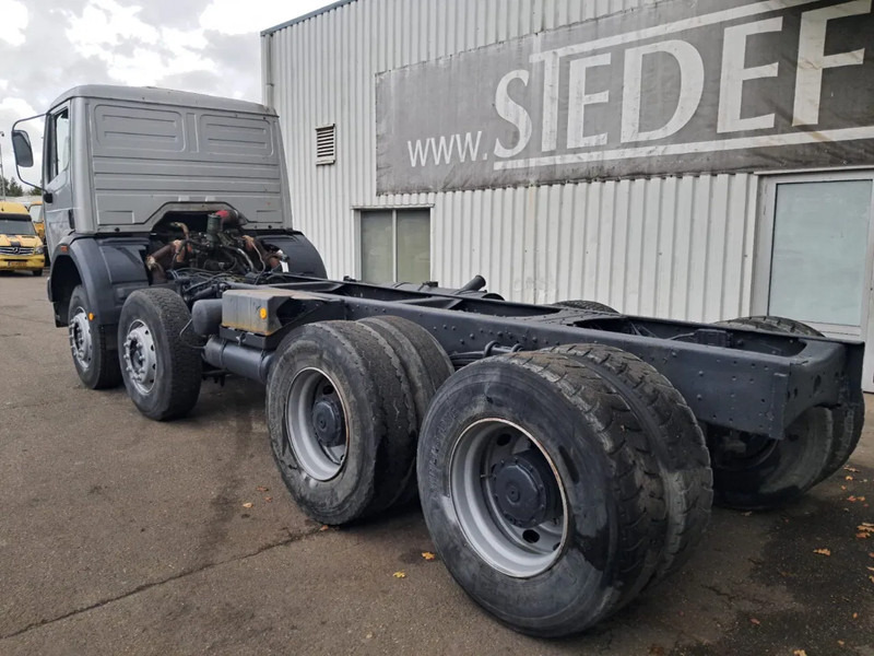 Mercedes-Benz 3235SK / 3535SK , 8x4, V8 BiTurbo, ZF Manual , Spring Suspension - Podvozek s kabinou: obrázek 5 Mercedes-Benz 3235SK / 3535SK , 8x4, V8 BiTurbo, ZF Manual , Spring Suspension - Podvozek s kabinou: obrázek 5
