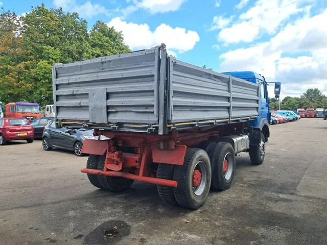 Mercedes-Benz SK 2635 , V8 , Bi Turbo , 6x4 , ZF Manual , 3 Way Tipper , Spring suspension - Sklápěč: obrázek 4 Mercedes-Benz SK 2635 , V8 , Bi Turbo , 6x4 , ZF Manual , 3 Way Tipper , Spring suspension - Sklápěč: obrázek 4