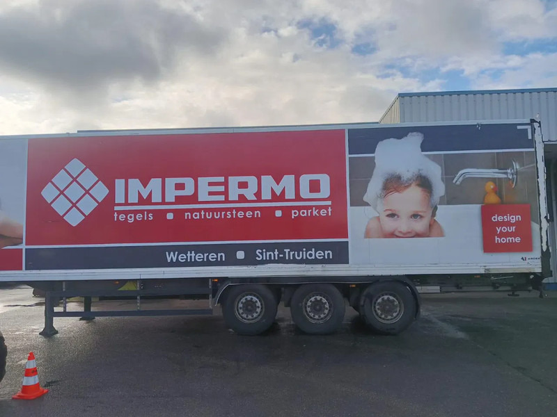 SYSTEM TRAILER 3 Axle SAF , Box Trailer - Skříňový návěs: obrázek 4 SYSTEM TRAILER 3 Axle SAF , Box Trailer - Skříňový návěs: obrázek 4