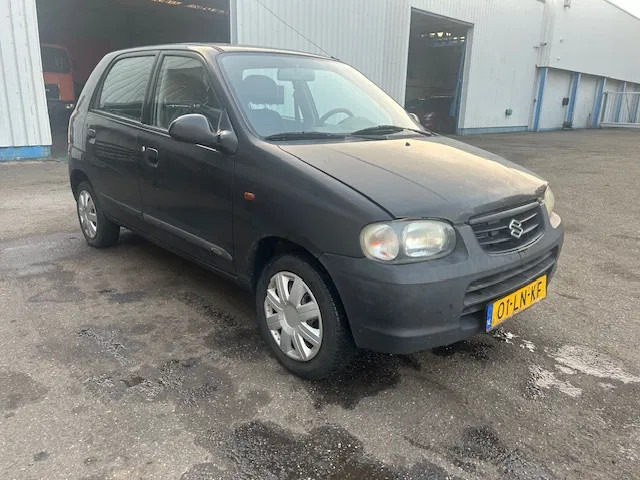 Suzuki Alto 1.0 - 16V , 5 drs. , Handel / export - Hatchback: obrázek 4 Suzuki Alto 1.0 - 16V , 5 drs. , Handel / export - Hatchback: obrázek 4