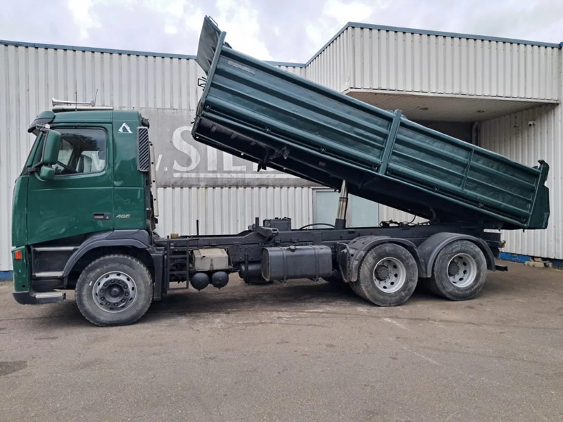 Volvo FH 12 - 460 , 6x2 , 3 Way Tipper, Spring Suspension , Manual Gearbox, Airco - Sklápěč: obrázek 2 Volvo FH 12 - 460 , 6x2 , 3 Way Tipper, Spring Suspension , Manual Gearbox, Airco - Sklápěč: obrázek 2