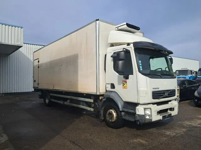 Volvo FL 12-240 , Fridge truck , Carrier Viento - Chladírenský nákladní automobil: obrázek 4 Volvo FL 12-240 , Fridge truck , Carrier Viento - Chladírenský nákladní automobil: obrázek 4
