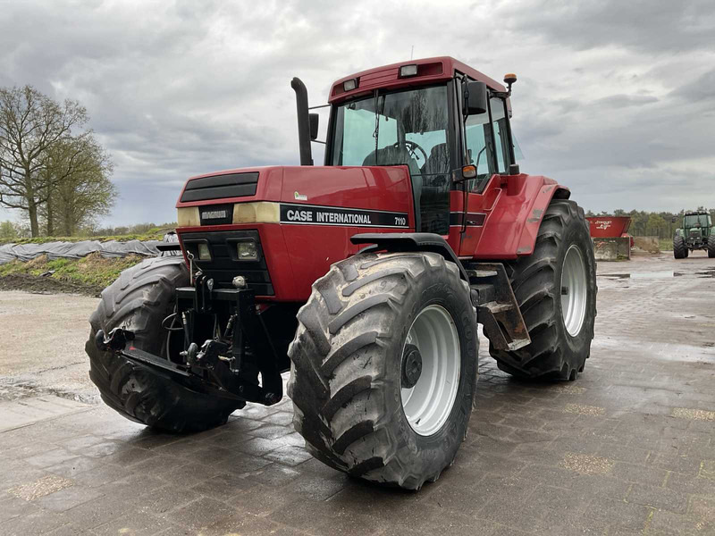 Traktor Case ih Magnum 7110: obrázek 1