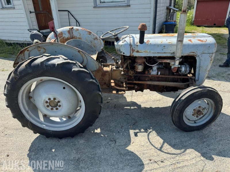1959 Ferguson 35 Gullfisk - Traktor: obrázek 5 1959 Ferguson 35 Gullfisk - Traktor: obrázek 5