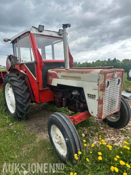 1973/1974 McCormick 434 med Dalen 1254 vedmaskin - Traktor: obrázek 1 1973/1974 McCormick 434 med Dalen 1254 vedmaskin - Traktor: obrázek 1