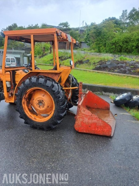 1974 Fiat 350 traktor med brøyteskjær - Traktor: obrázek 5 1974 Fiat 350 traktor med brøyteskjær - Traktor: obrázek 5