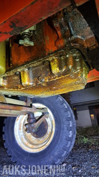 Traktor 1974 Zetor 4718 traktor - Mye påkostet: obrázek 15