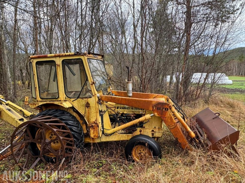 1975 FORD 4550 TRAKTORGRAVER - Traktor: obrázek 4 1975 FORD 4550 TRAKTORGRAVER - Traktor: obrázek 4
