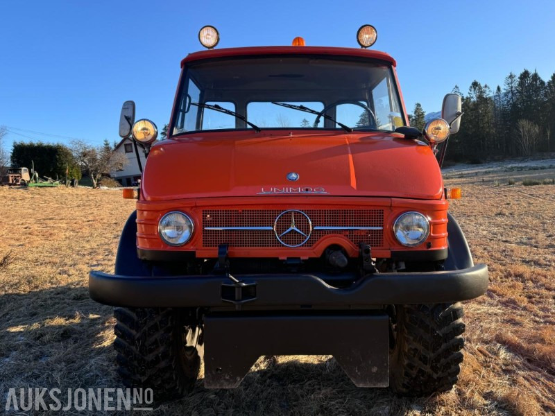 1975 Mercedes-Benz Unimog - 4x4 - Registrert som Motorredskap med kraftuttak - 80 km - Nákladní automobil valníkový/ Plošinový: obrázek 2 1975 Mercedes-Benz Unimog - 4x4 - Registrert som Motorredskap med kraftuttak - 80 km - Nákladní automobil valníkový/ Plošinový: obrázek 2
