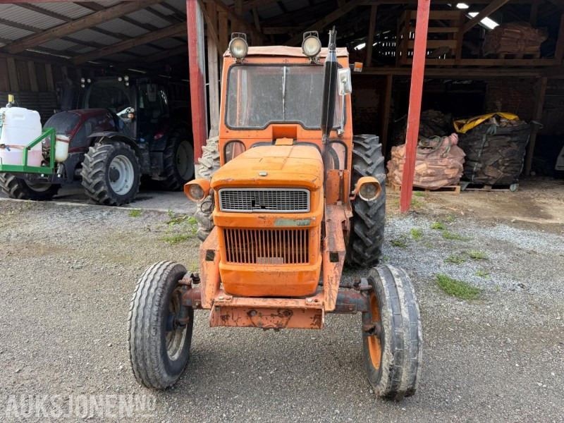 1980 Fiat 600. - Traktor: obrázek 2 1980 Fiat 600. - Traktor: obrázek 2