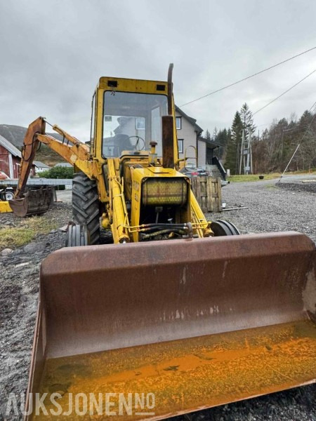 1980 Ford 550 - mva fri traktor - Rýpadlo-nakladač: obrázek 4 1980 Ford 550 - mva fri traktor - Rýpadlo-nakladač: obrázek 4