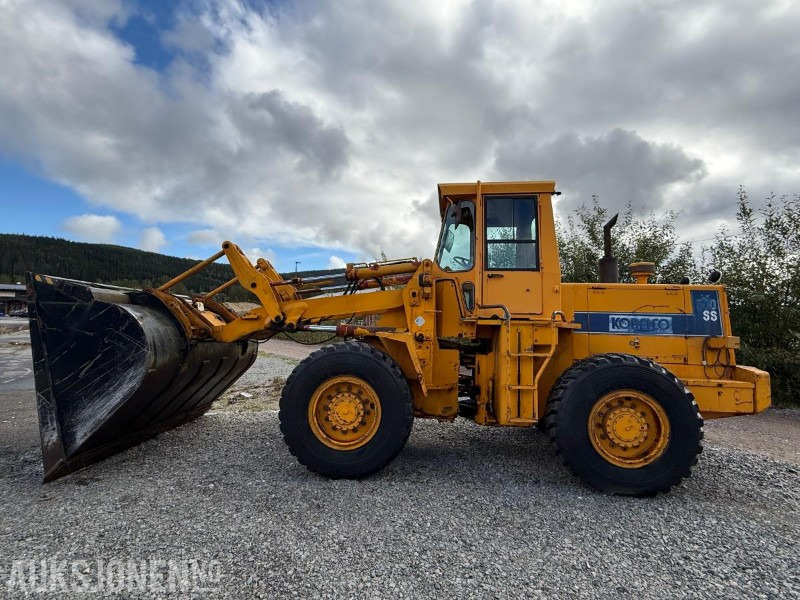 1983 Kobelco LK500 SS med 4368 timer - Kolový nakladač: obrázek 2 1983 Kobelco LK500 SS med 4368 timer - Kolový nakladač: obrázek 2