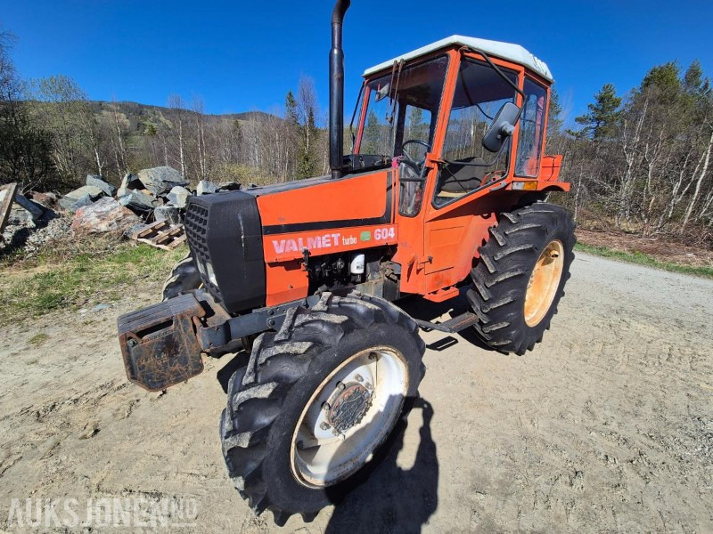 1983 Valmet 604 TURBO, repobjekt - Traktor: obrázek 1 1983 Valmet 604 TURBO, repobjekt - Traktor: obrázek 1