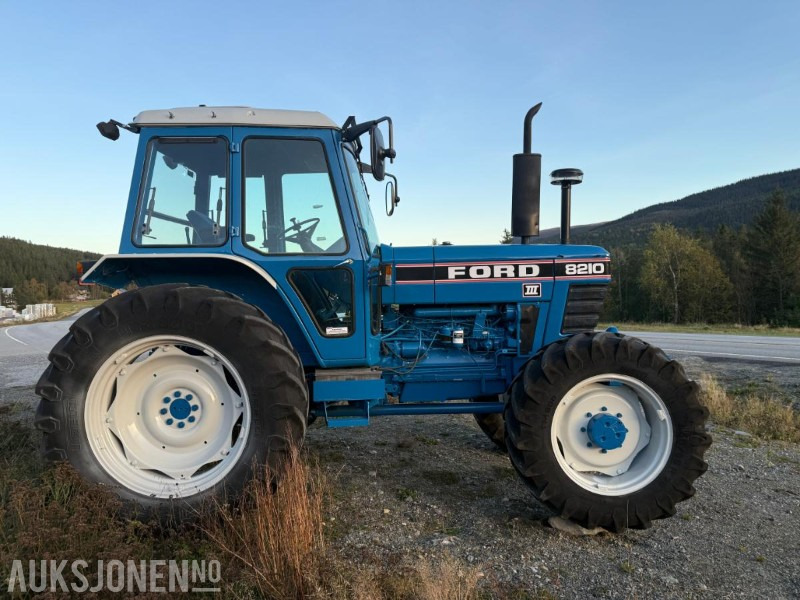 1984 Ford 8210 m/Turbo - mva fri traktor 5670 timer - Traktor: obrázek 4 1984 Ford 8210 m/Turbo - mva fri traktor 5670 timer - Traktor: obrázek 4