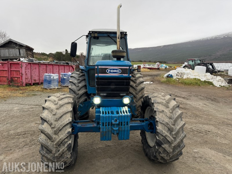 1985 Ford 8210 FWD traktor - Traktor: obrázek 3 1985 Ford 8210 FWD traktor - Traktor: obrázek 3
