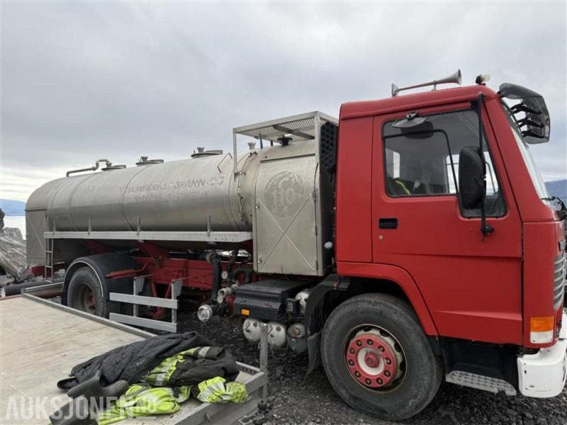 1991 Volvo fl7 tankbil - Cisternové vozidlo: obrázek 2 1991 Volvo fl7 tankbil - Cisternové vozidlo: obrázek 2