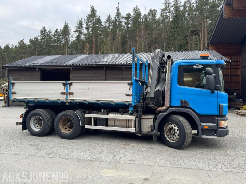 1997 Scania P124 400 kranbil med 3-veis tipp og klype - Auto s hydraulickou rukou: obrázek 5 1997 Scania P124 400 kranbil med 3-veis tipp og klype - Auto s hydraulickou rukou: obrázek 5