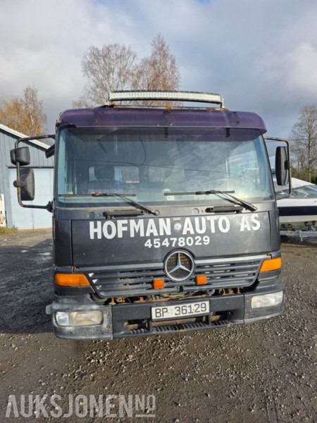 1999 Mercedes-Benz 1017/42 bergingsbil - Hasičský vůz: obrázek 3 1999 Mercedes-Benz 1017/42 bergingsbil - Hasičský vůz: obrázek 3