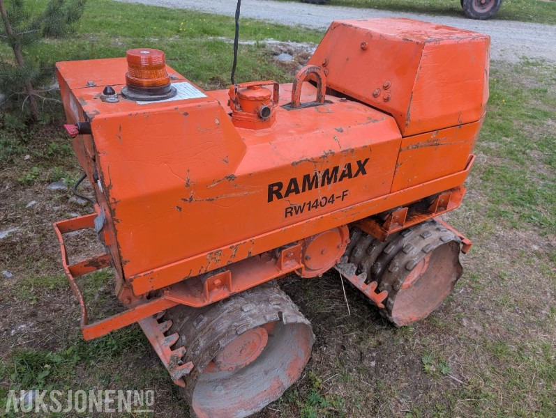 1999 Rammax RW 1404-F - Válec: obrázek 1 1999 Rammax RW 1404-F - Válec: obrázek 1