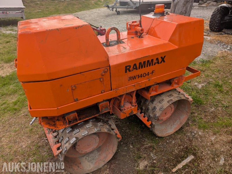 1999 Rammax RW 1404-F - Válec: obrázek 2 1999 Rammax RW 1404-F - Válec: obrázek 2