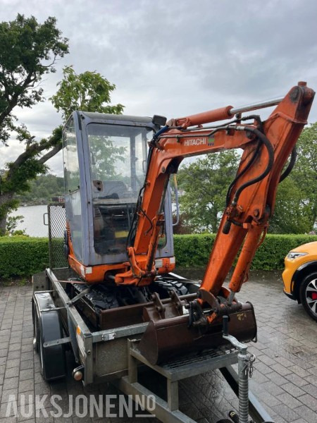 2000 Minigraver - Hitachi EX15 - Mini rýpadlo: obrázek 2 2000 Minigraver - Hitachi EX15 - Mini rýpadlo: obrázek 2