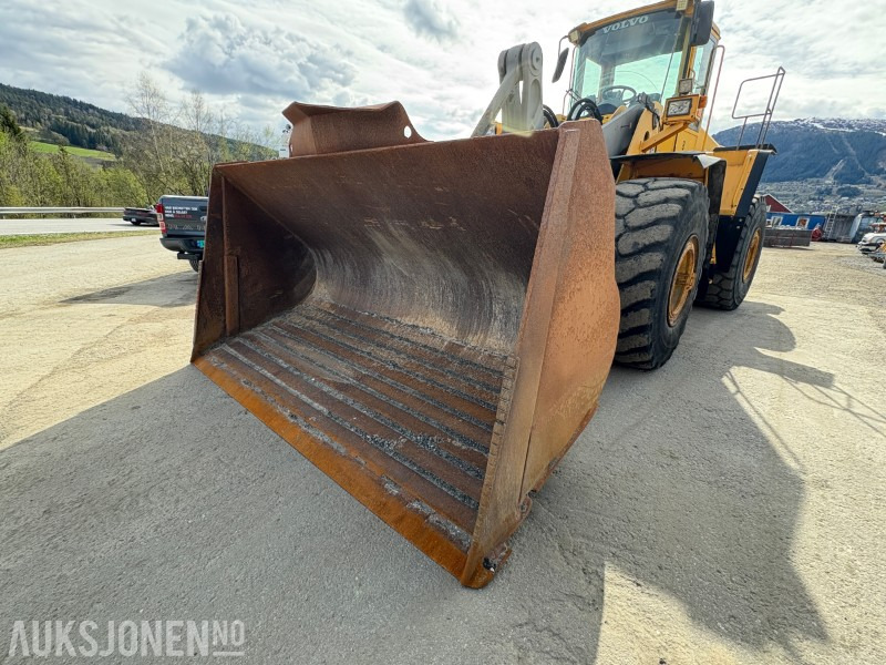 2002 Volvo L150E - 15 177 motortimer - leveres med ny sertifisering - Kolový nakladač: obrázek 5 2002 Volvo L150E - 15 177 motortimer - leveres med ny sertifisering - Kolový nakladač: obrázek 5
