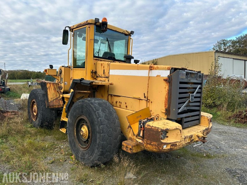 2002 Volvo L90D hjullaster – 17 tonn // Helgummihjul // Sentralsmøring - Kolový nakladač: obrázek 4 2002 Volvo L90D hjullaster – 17 tonn // Helgummihjul // Sentralsmøring - Kolový nakladač: obrázek 4