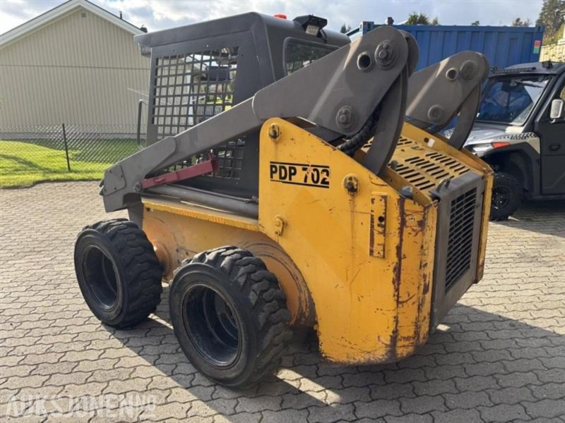 2003 Daewoo DSL 702 Kompaktlaster - Smykový nakladač: obrázek 5 2003 Daewoo DSL 702 Kompaktlaster - Smykový nakladač: obrázek 5