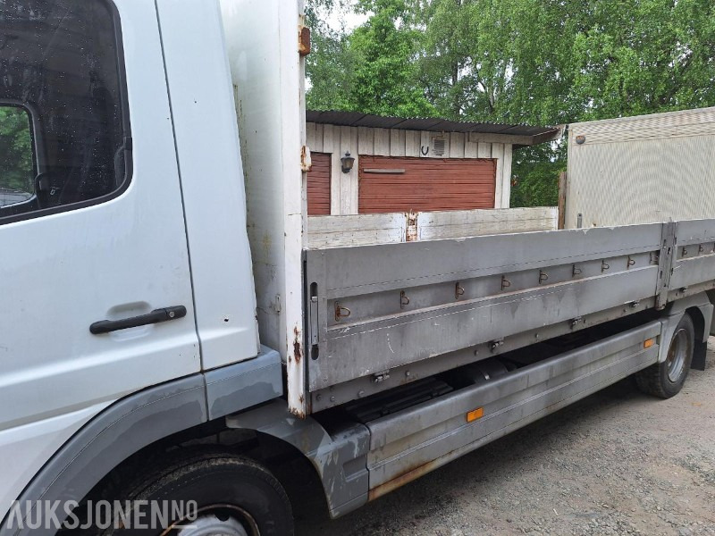 2003 Mercedes-Benz ATEGO 818 planbil 237.000km - Nákladní automobil valníkový/ Plošinový: obrázek 4 2003 Mercedes-Benz ATEGO 818 planbil 237.000km - Nákladní automobil valníkový/ Plošinový: obrázek 4