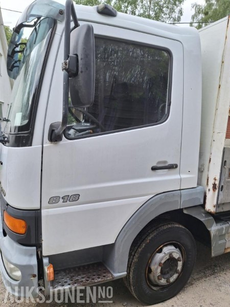 2003 Mercedes-Benz ATEGO 818 planbil 237.000km - Nákladní automobil valníkový/ Plošinový: obrázek 3 2003 Mercedes-Benz ATEGO 818 planbil 237.000km - Nákladní automobil valníkový/ Plošinový: obrázek 3