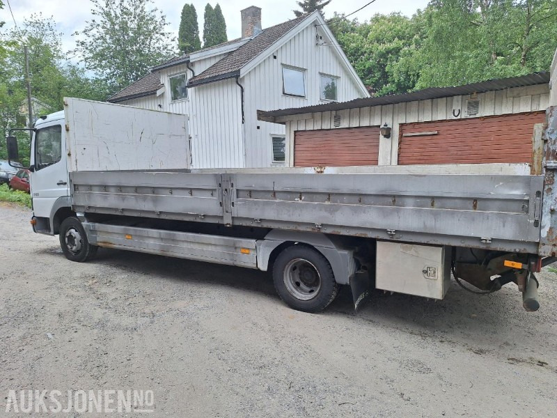2003 Mercedes-Benz ATEGO 818 planbil 237.000km - Nákladní automobil valníkový/ Plošinový: obrázek 5 2003 Mercedes-Benz ATEGO 818 planbil 237.000km - Nákladní automobil valníkový/ Plošinový: obrázek 5