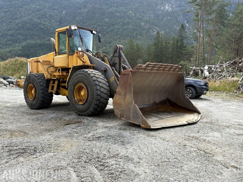 2003 Volvo L180E hjullaster - 14 179 motortimer - Kolový nakladač: obrázek 2 2003 Volvo L180E hjullaster - 14 179 motortimer - Kolový nakladač: obrázek 2