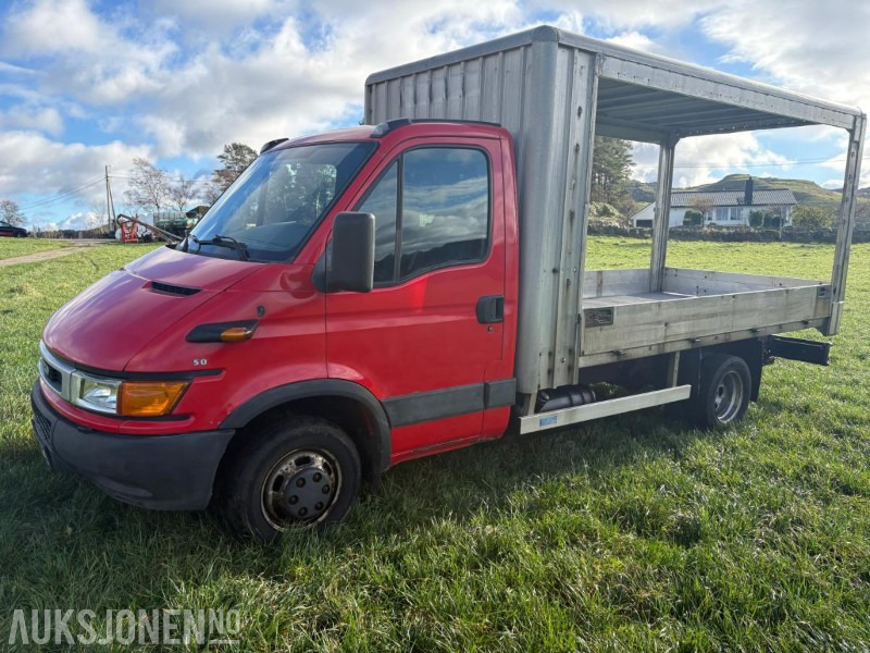 2004 Iveco Daily Med aluminiums plan og kapell ramme - Nákladní automobil valníkový/ Plošinový: obrázek 1 2004 Iveco Daily Med aluminiums plan og kapell ramme - Nákladní automobil valníkový/ Plošinový: obrázek 1