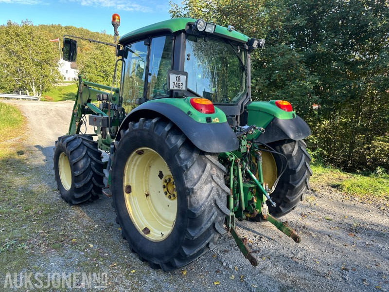 2004 John Deere 6320 - traktor med frontlaster - Traktor: obrázek 3 2004 John Deere 6320 - traktor med frontlaster - Traktor: obrázek 3