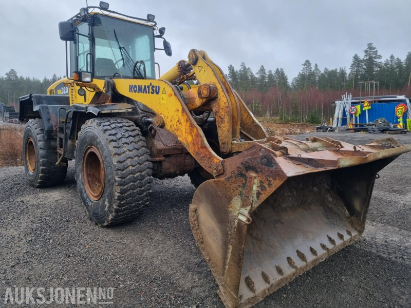 2004 Komatsu WA320-5H hjullaster - Kolový nakladač: obrázek 2 2004 Komatsu WA320-5H hjullaster - Kolový nakladač: obrázek 2