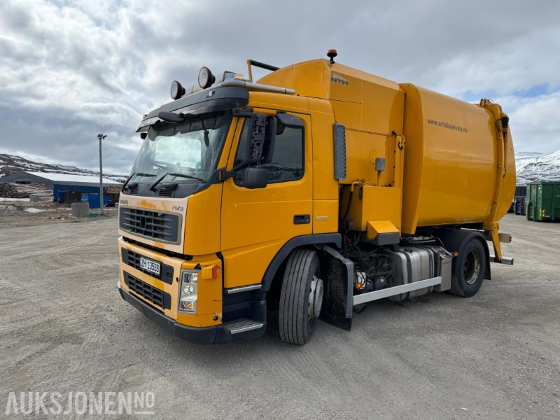 2004 Volvo FM-9 4X2 Komprimator - Sidelaster - 247983KM - Vůz na odvoz odpadků: obrázek 1 2004 Volvo FM-9 4X2 Komprimator - Sidelaster - 247983KM - Vůz na odvoz odpadků: obrázek 1