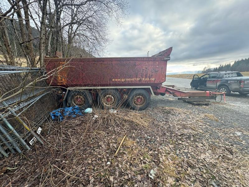 2005 Maur Bilpåbygg Trippelkjerre / tipphenger - Sklápěcí přívěs: obrázek 3 2005 Maur Bilpåbygg Trippelkjerre / tipphenger - Sklápěcí přívěs: obrázek 3