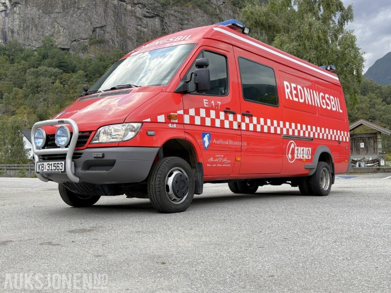 2005 Mercedes-Benz Sprinter 4-motion / 4X4 redningsbil - fullutstyrt - Hasičský vůz: obrázek 1 2005 Mercedes-Benz Sprinter 4-motion / 4X4 redningsbil - fullutstyrt - Hasičský vůz: obrázek 1