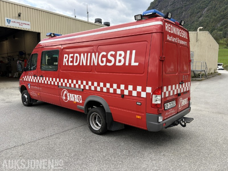2005 Mercedes-Benz Sprinter 4-motion / 4X4 redningsbil - fullutstyrt - Hasičský vůz: obrázek 4 2005 Mercedes-Benz Sprinter 4-motion / 4X4 redningsbil - fullutstyrt - Hasičský vůz: obrázek 4