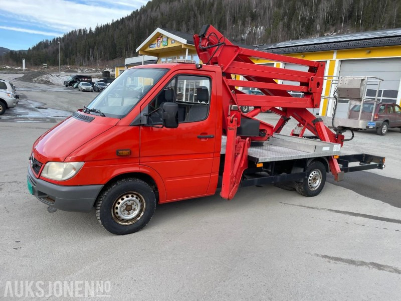 2005 Mercedes Sprinter 17m billift - Pracovní plošina: obrázek 2 2005 Mercedes Sprinter 17m billift - Pracovní plošina: obrázek 2