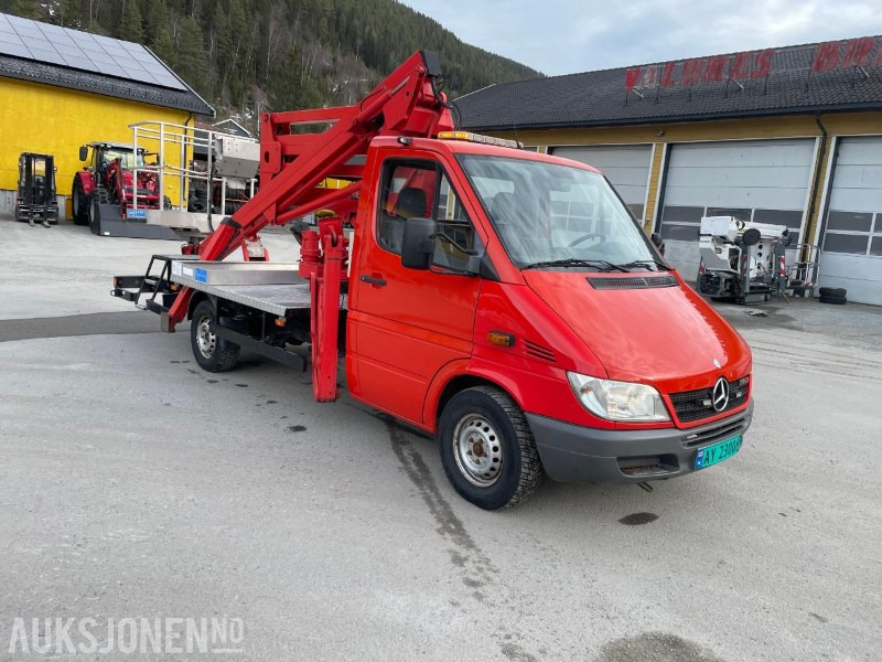2005 Mercedes Sprinter 17m billift - Pracovní plošina: obrázek 5 2005 Mercedes Sprinter 17m billift - Pracovní plošina: obrázek 5