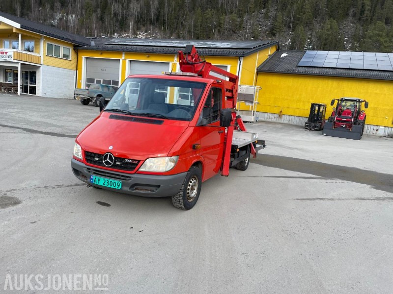 2005 Mercedes Sprinter 17m billift - Pracovní plošina: obrázek 1 2005 Mercedes Sprinter 17m billift - Pracovní plošina: obrázek 1
