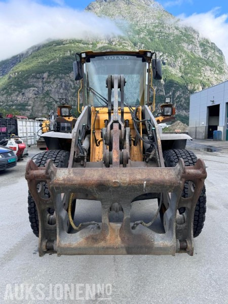 2005 Volvo L60E Hjullaster - Tilleggshydraulikk - Kolový nakladač: obrázek 2 2005 Volvo L60E Hjullaster - Tilleggshydraulikk - Kolový nakladač: obrázek 2