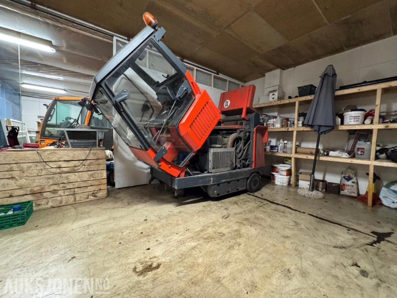 2006 Hako-Werke GmbH Hako jonas 1450 d - Stavební zařízení: obrázek 2 2006 Hako-Werke GmbH Hako jonas 1450 d - Stavební zařízení: obrázek 2