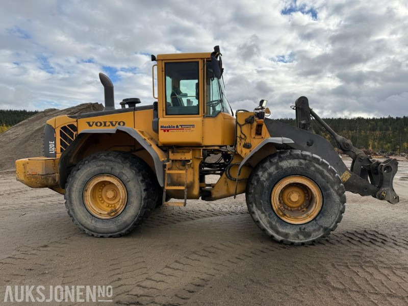 2006 Volvo L120E - Sentralsmøring - 14887 timer - Kolový nakladač: obrázek 4 2006 Volvo L120E - Sentralsmøring - 14887 timer - Kolový nakladač: obrázek 4