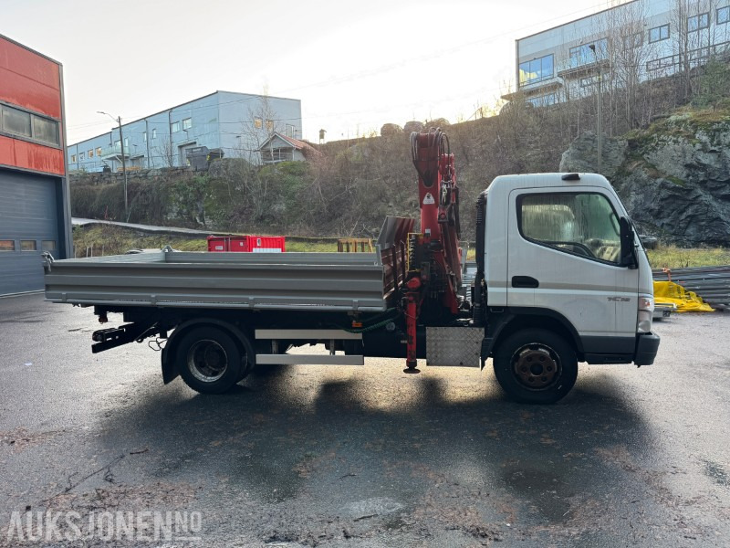 2008 Fuso Canter 7C18 - kranbil med 3-veis tipp - Atlas AK601.3 kran - EU-godkjent til 05/2026 - Auto s hydraulickou rukou: obrázek 4 2008 Fuso Canter 7C18 - kranbil med 3-veis tipp - Atlas AK601.3 kran - EU-godkjent til 05/2026 - Auto s hydraulickou rukou: obrázek 4
