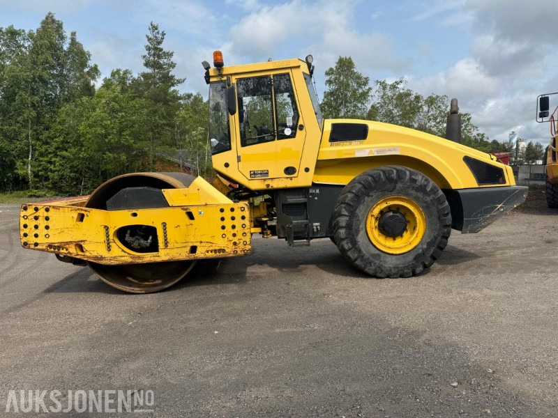 2009 Bomag BW226 DH VALS SERVICEHISTORIKK. - Kompaktor: obrázek 1 2009 Bomag BW226 DH VALS SERVICEHISTORIKK. - Kompaktor: obrázek 1