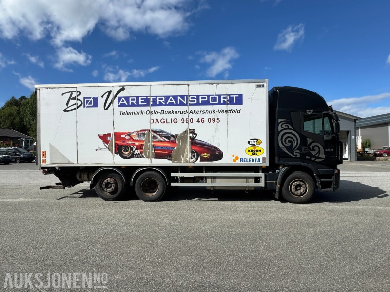 2009 Iveco Stralis 260S56, 560 hk, skapbil m/sideåpning og løftelem - Skříňový nákladní auto: obrázek 5 2009 Iveco Stralis 260S56, 560 hk, skapbil m/sideåpning og løftelem - Skříňový nákladní auto: obrázek 5